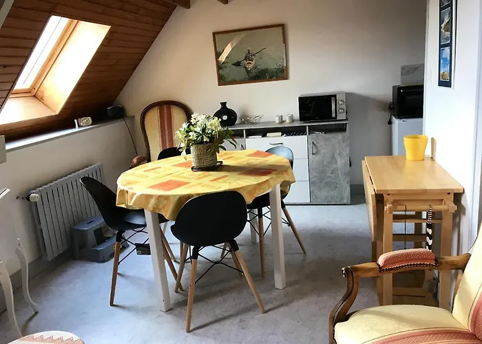 Apartment Lumineux Avec Vue Sur La A Port-bail 70 M² 4 Pers.