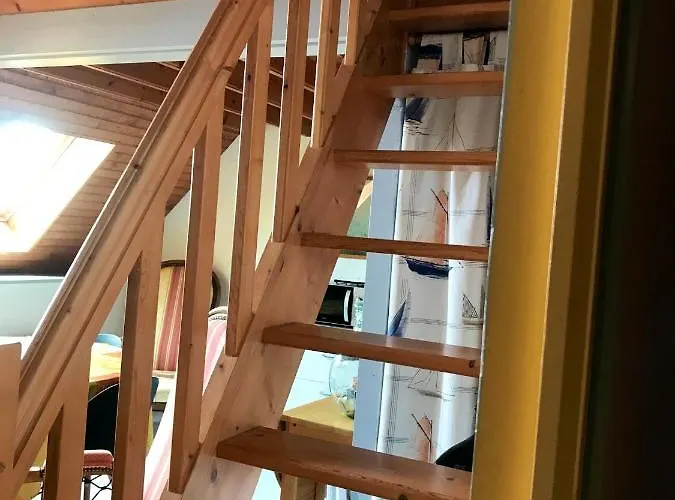 Lumineux Avec Vue Sur La A Port-bail 70 M² 4 Pers. *