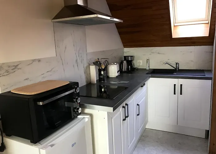 Lumineux Avec Vue Sur La A Port-bail 70 M² 4 Pers. Apartment *